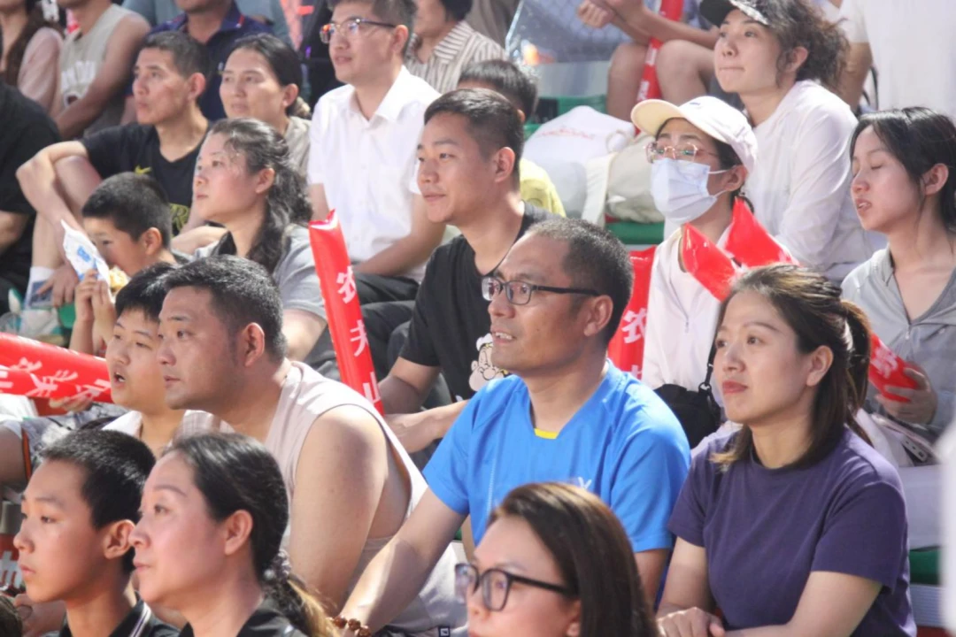 如何在篮球训练营中改善比赛策略?_1